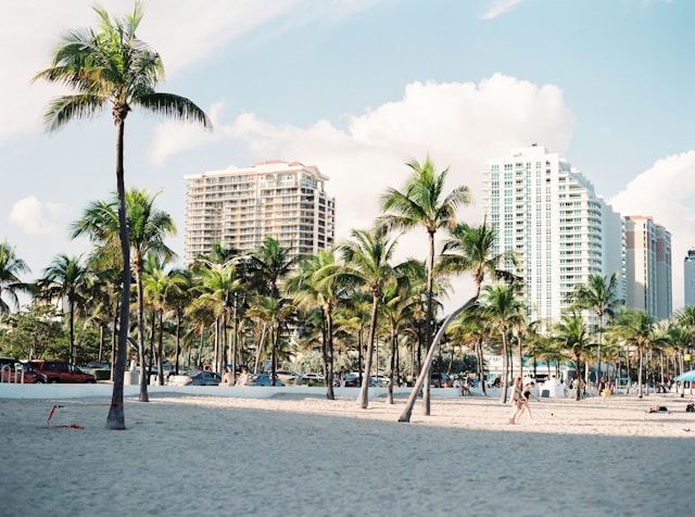 What are the top attractions to see in Miami?